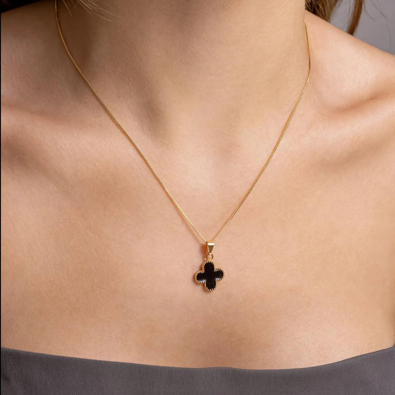 Collana Quadrifoglio a Cinque Foglie